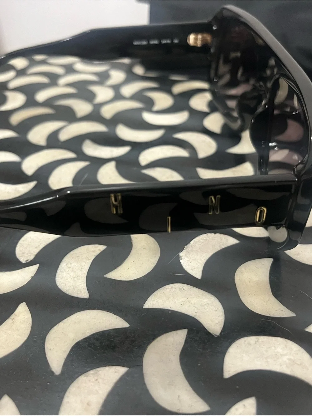 Moschino statement sunglasses